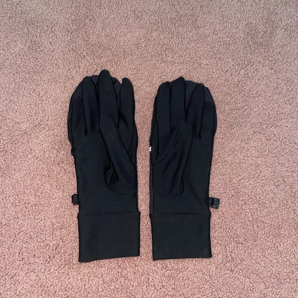 Lululemon Gloves/ Mittens
